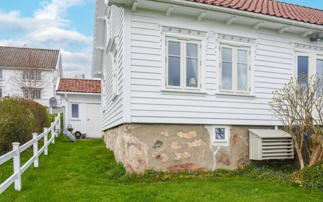Stunning Home in Lindesnes With 3 Bedrooms and Wifi