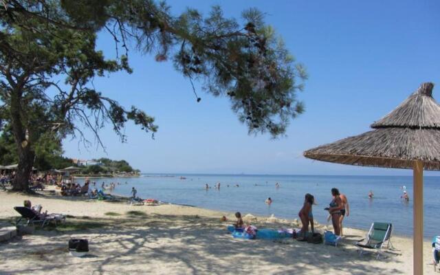 Maistrali Studios Apartments