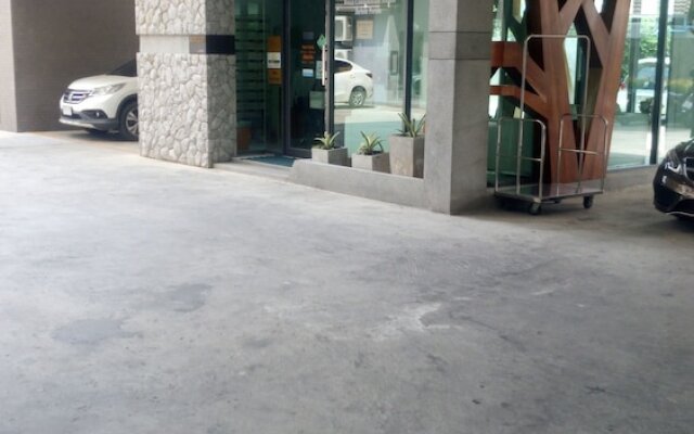 Hua Hin Beach Rocco Condo by THR