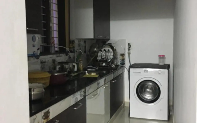 Rams Guest House Near Kims Hospital