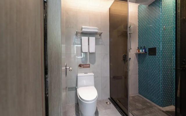 World Hotel Weihai Bathing Beach
