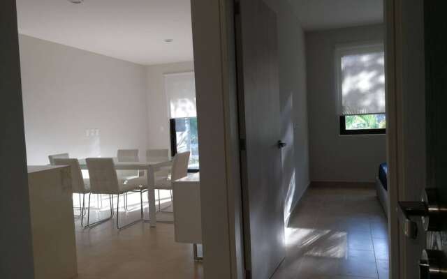 Lagunas 10.4 By Perlitas Home
