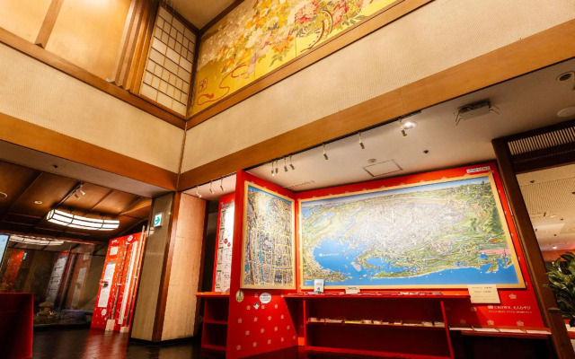Nagoya Crown Hotel