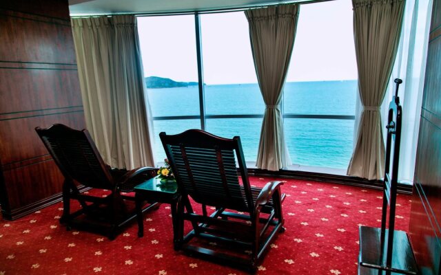 Seagull Hotel