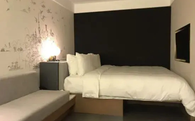 Yuzhan No.8 Art Hotel (Shanghai Beach Branch)