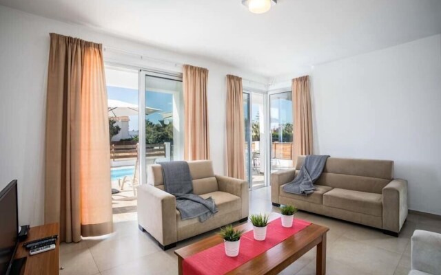 Villa White Daisy