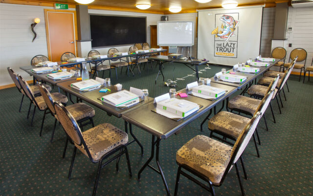 Lakefront Lodge Taupo
