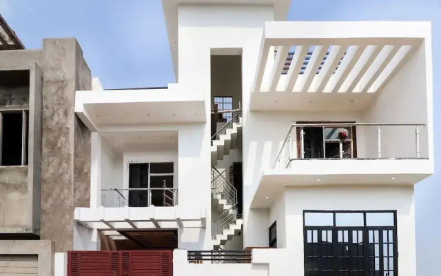 Surabhi Inn by OYO Rooms