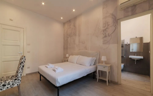 Major 93 Guesthouse