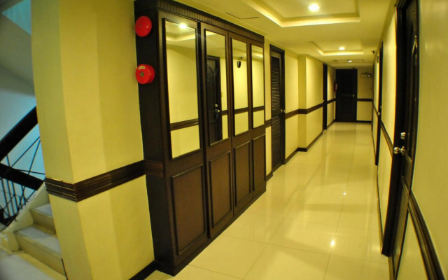 Fersal Hotel Neptune Makati
