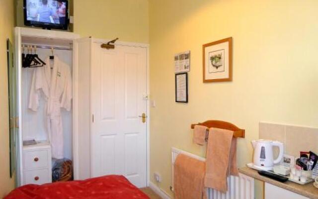 Larrys Lodge