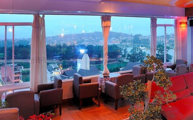 Thi Thao Gardenia Hotel