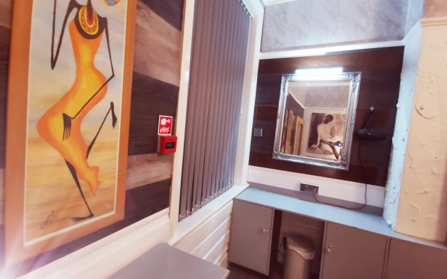 Immaculate 1-bed Apartment in Blackpool - Sleeps 5