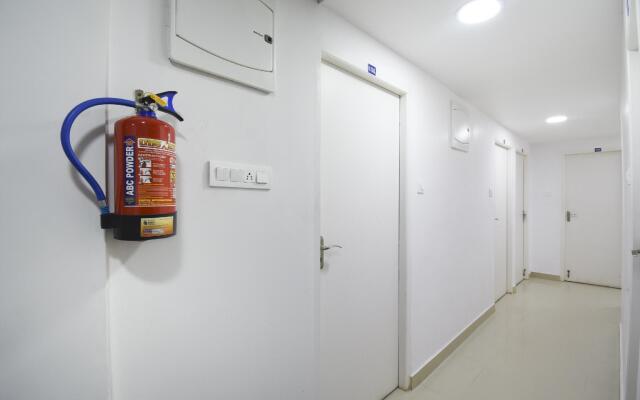 OYO Flagship 76255 Airport Comfort Stay
