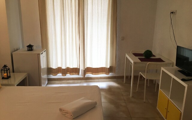 Apartamentos Doña Carmen 3000