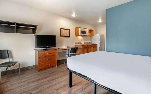 Extended Stay America Select Suites - Indianapolis - West