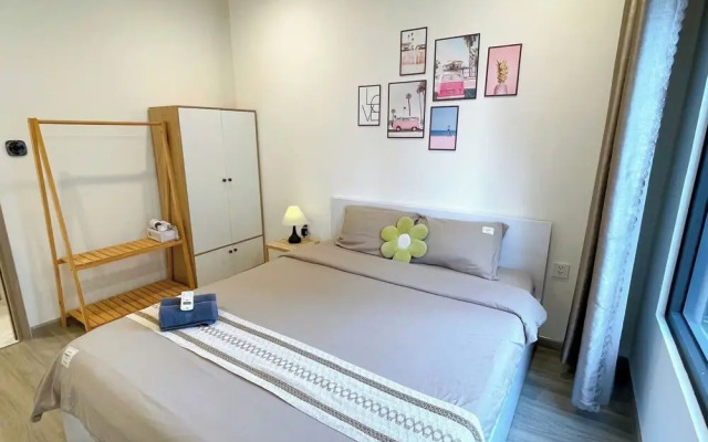COZY- Vinhomes Grand Park Apartments
