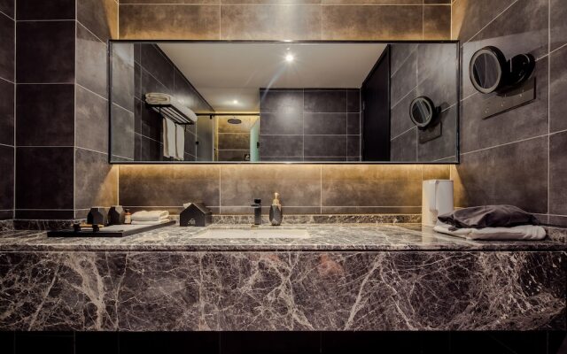 HeSu DESIGNER Hotel & Suites - Xi'an Drum Tower & YONGNING Gate Branch