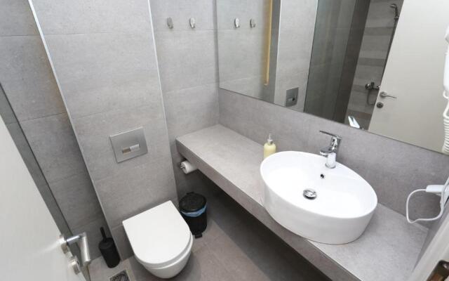 Downtown Seaside Suites