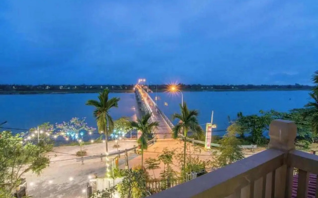 B'Lan Riverside Villa