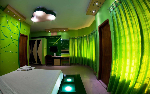 Hotel Tropical Daisy