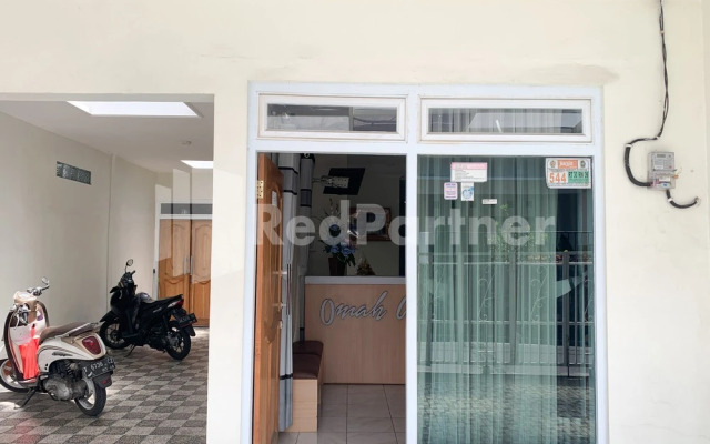 Oma Uti Syariah RedPartner near Stasiun Lempuyangan