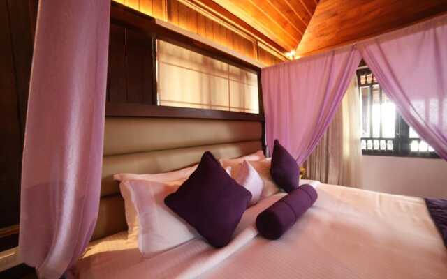 Contour Island Resort and Spa