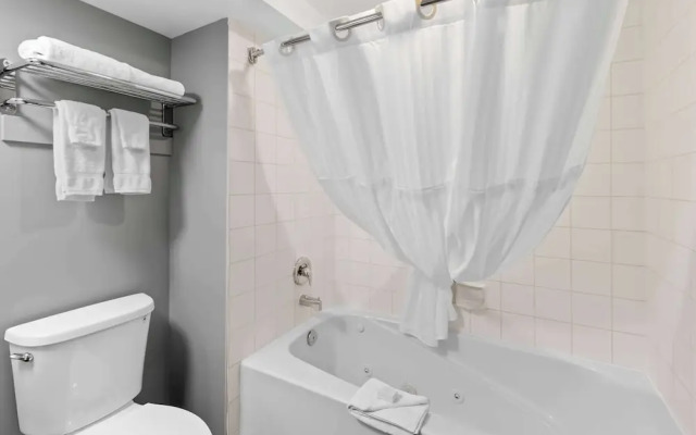 Travelodge Parksville