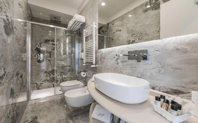 Palazzo Ferraioli Hotel & Wellness Center