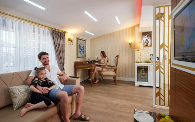 Elysium Green Suites
