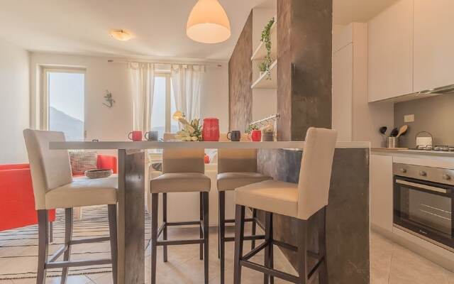 Sunset Flat Varenna Pino