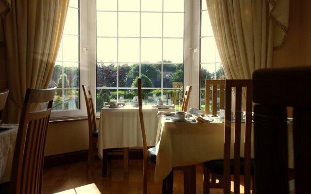 Killarney House