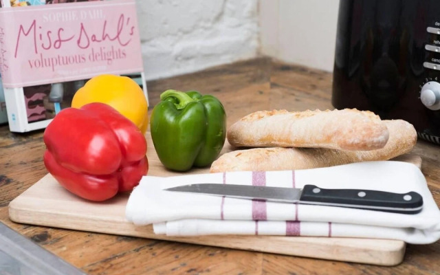 Beautiful And Central 2BR Loft Apartment