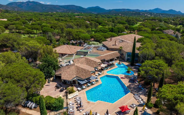 Latitudes Hotel Golf De L'esterel