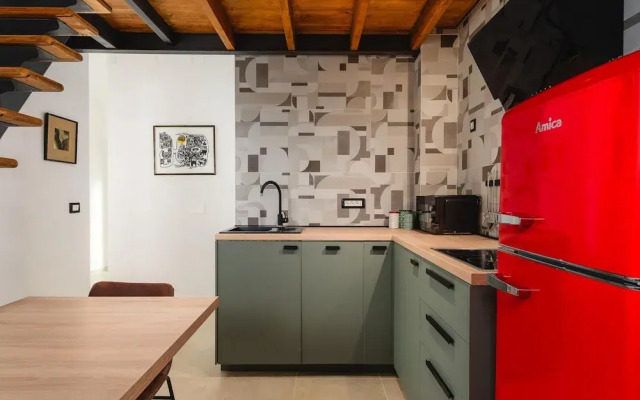 Apartment With Cozy Bedroom