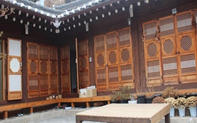 Gahoe Hanok Guest House