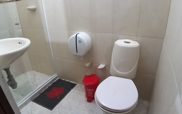 Aparta Hotel Calasanz Home