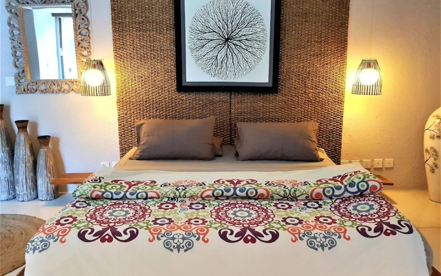 Villa Allure – Guest Rooms – Canggu