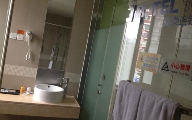 Motel168 Wu Chang Railway Station Inn