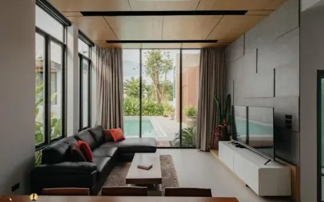 H2 Pool villa