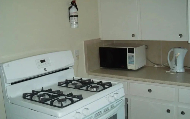 Anchor Motel Bedeque