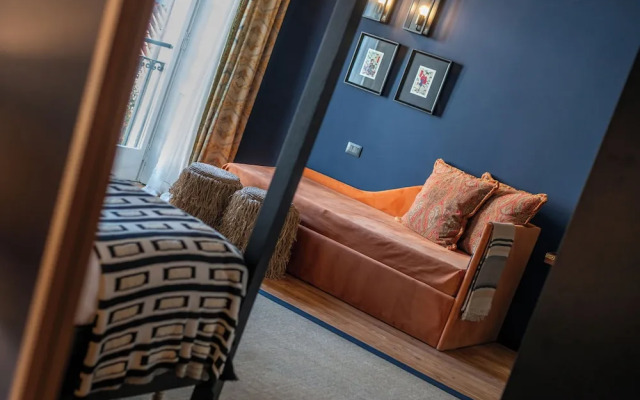 Bagutta Suites
