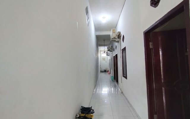 Wisma Hiro Pertiwi by OYO Rooms