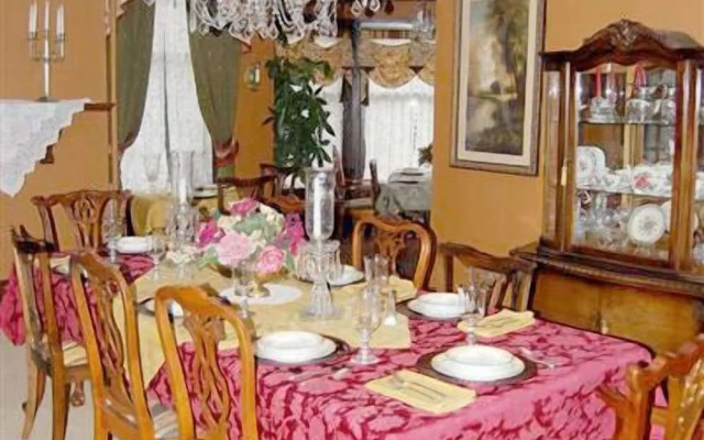 Schuster Mansion Bed & Breakfast