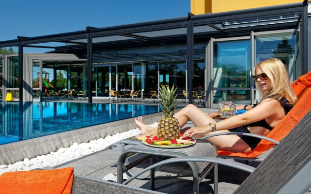 Aura Design & Garden Pool