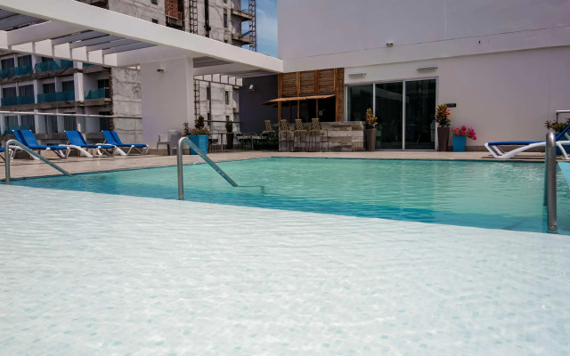 Hampton By Hilton Cartagena