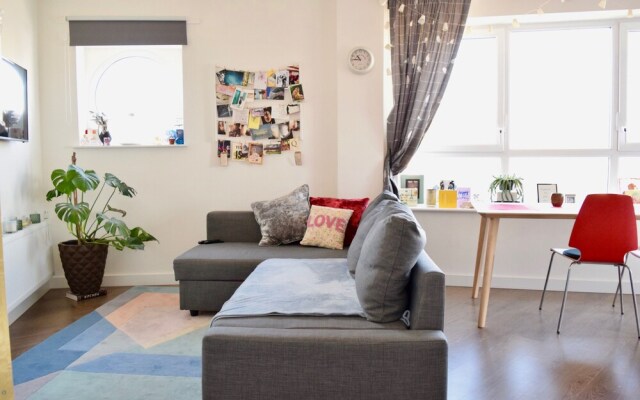 Homely 1 Bedroom Southwark Flat With Balcony