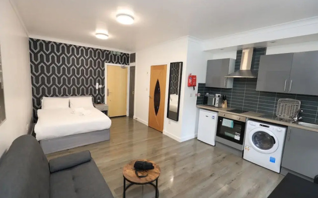 VR Apartments