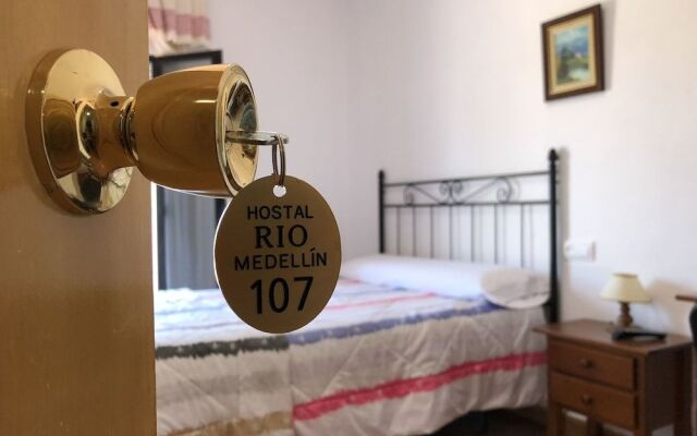 Hostal Restaurante Rio