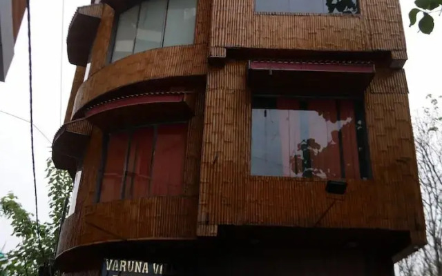 Hotel AyushMan Inn
